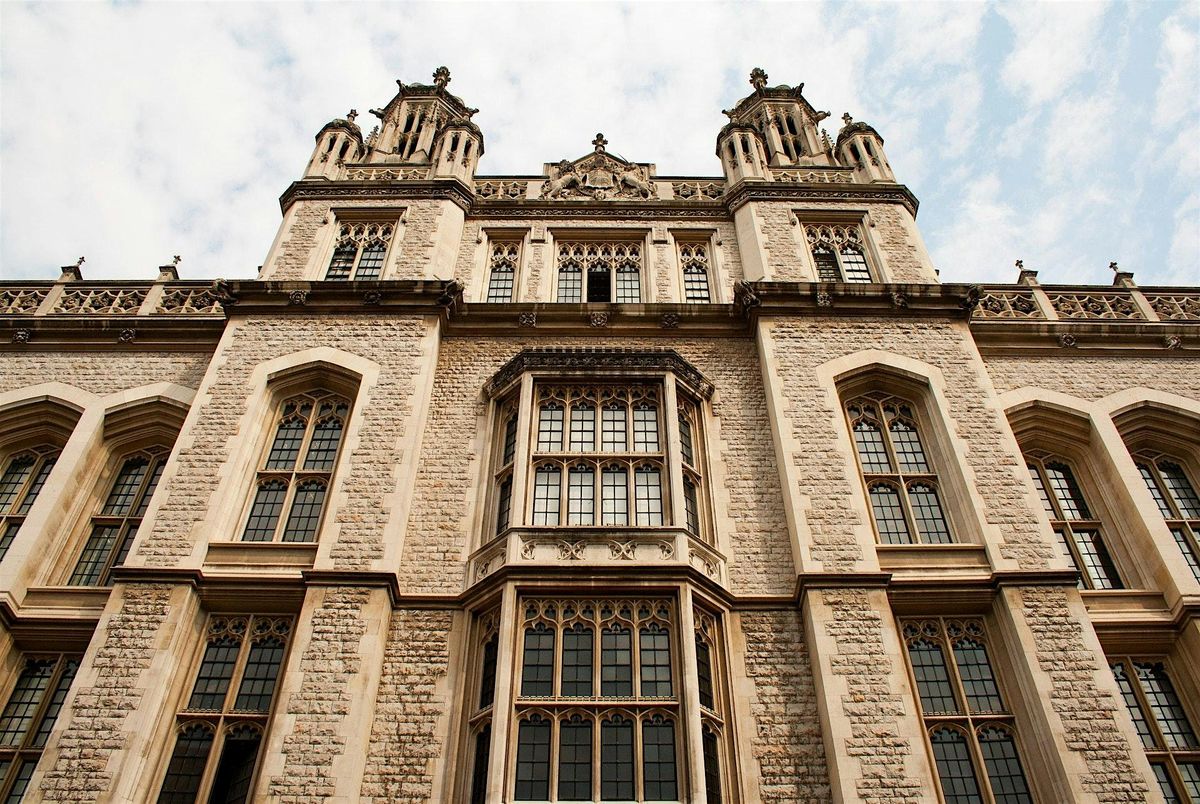 Charles Dickens' London Outdoor Escape Game: The Writer's Journey