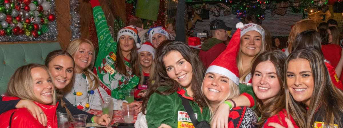 TBOX | Chicago's 28th Annual 12 Bars of Xmas\/Santa Crawl | 25+ Wrigley Bars