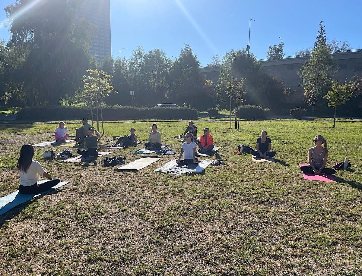 Rise & Yoga - Saturdays In the Park