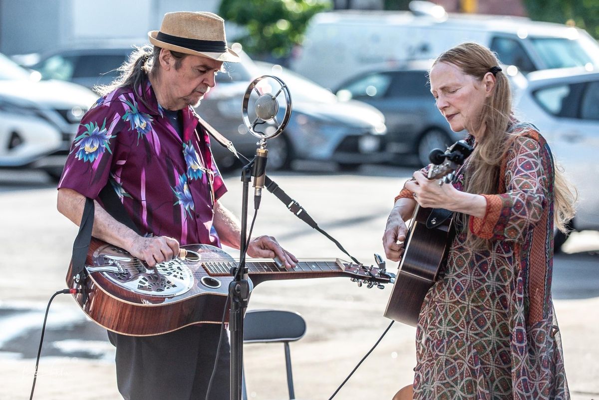 Arthur at the Waterdown Farmers Market