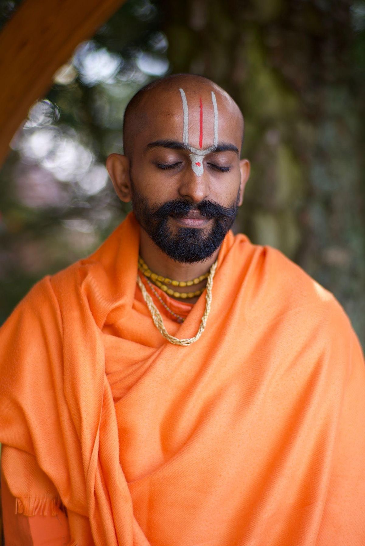 Om Chanting + Cultivating Clarity & Purpose  with Swami Chidananda