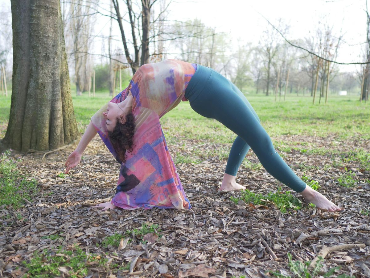 Yoga hatha flow al parco