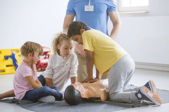  FAMILY AND FRIENDS CPR CLASS WITH KAREN & TANYA 