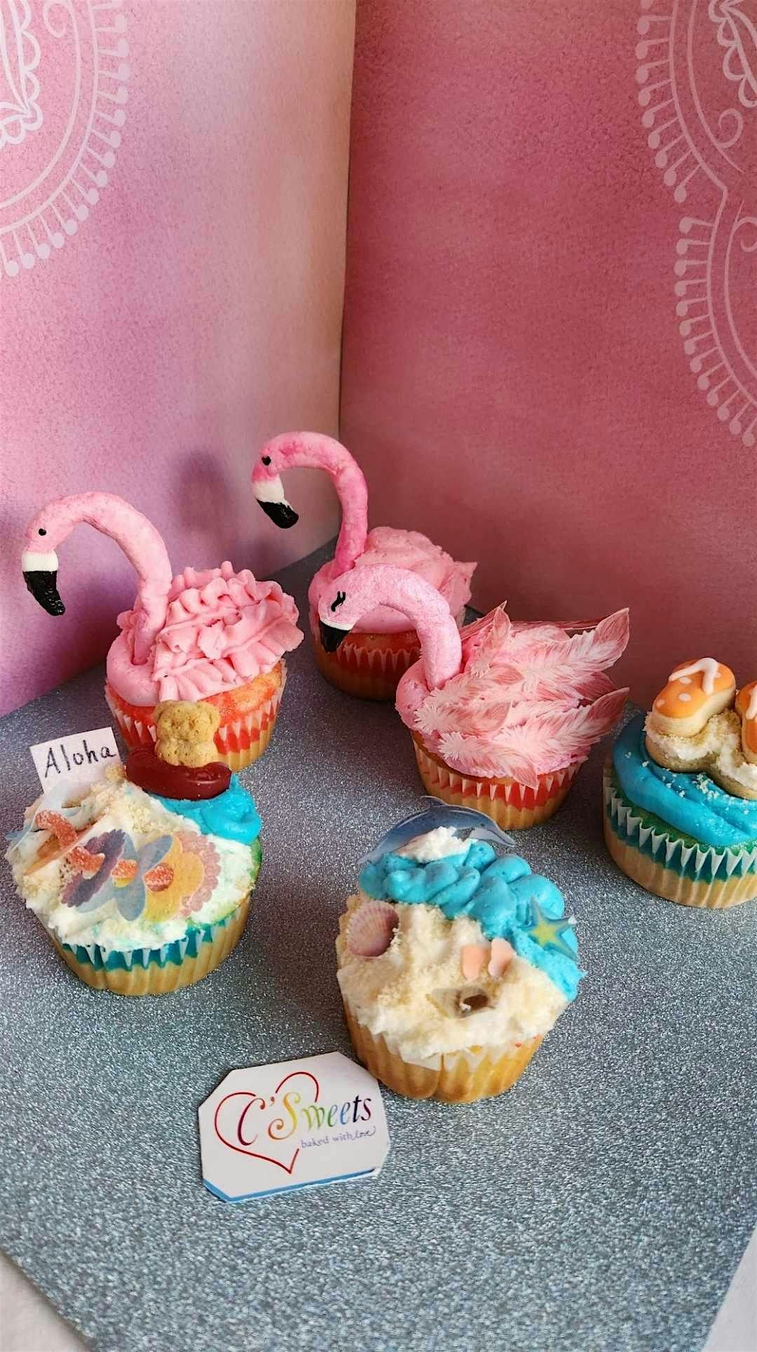 Hawaiian Flamingos Cupcake Decorating!