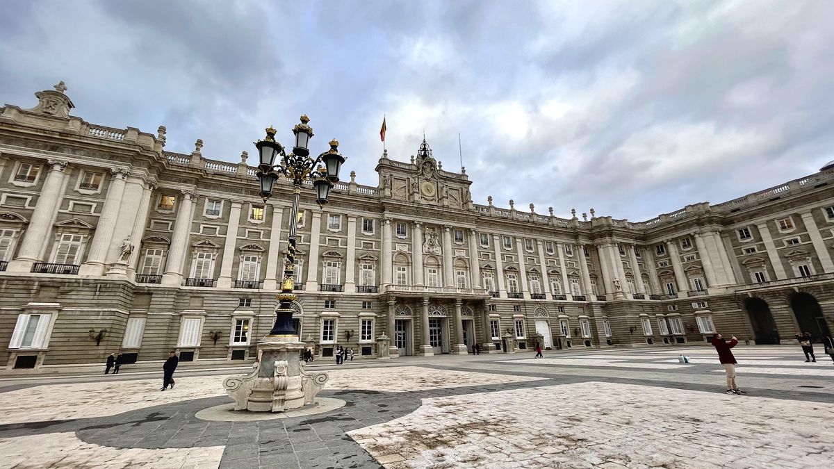 Trámites Express:  Renueva Tu Carné En Madrid Sin Esperas - pba3qnx