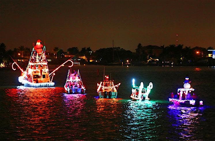 Santa Cruz Lighted Boat Parade + Dinner w\/ Ocean Views