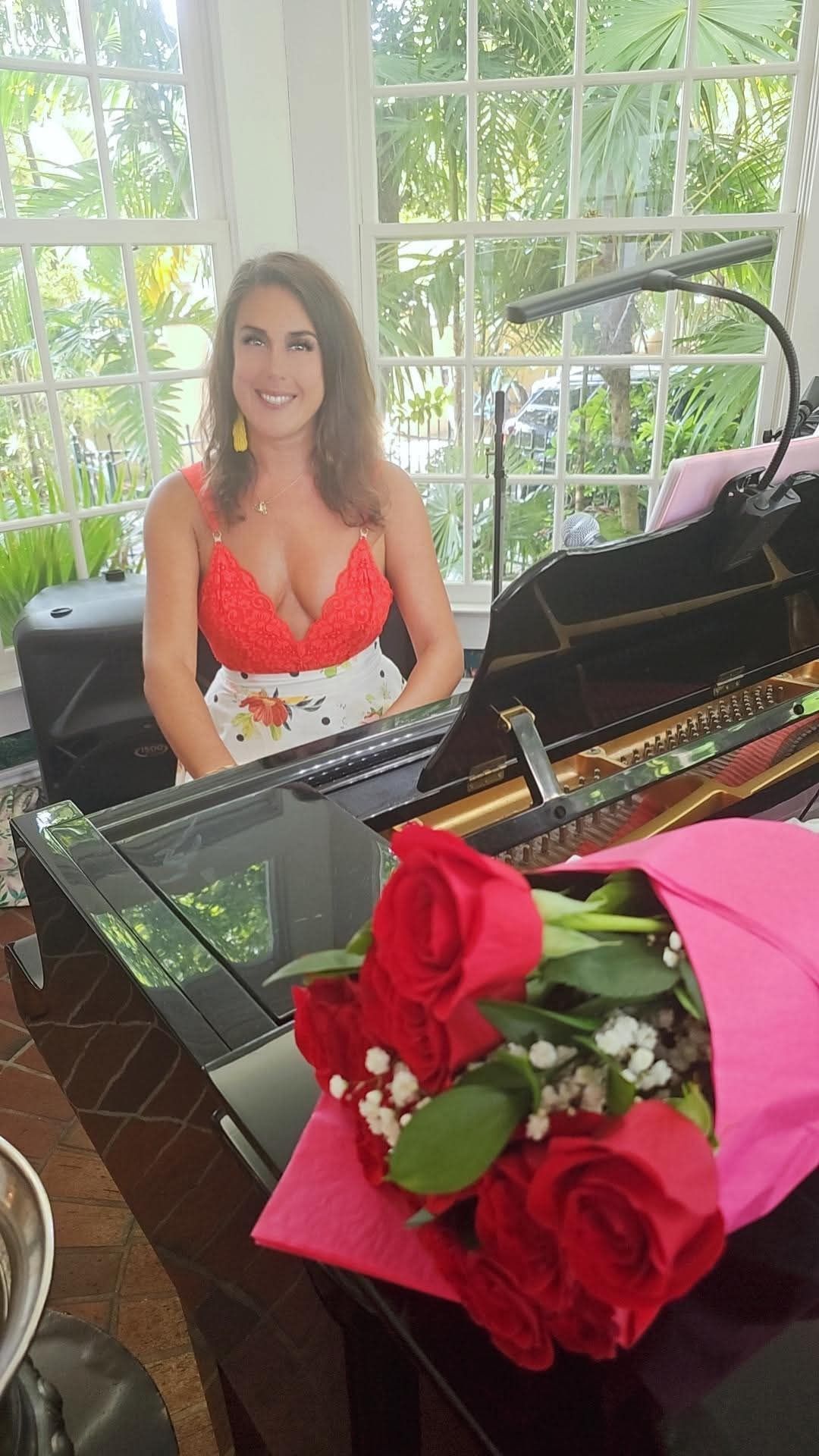 Samantha on the Piano at The Gardens Hotel