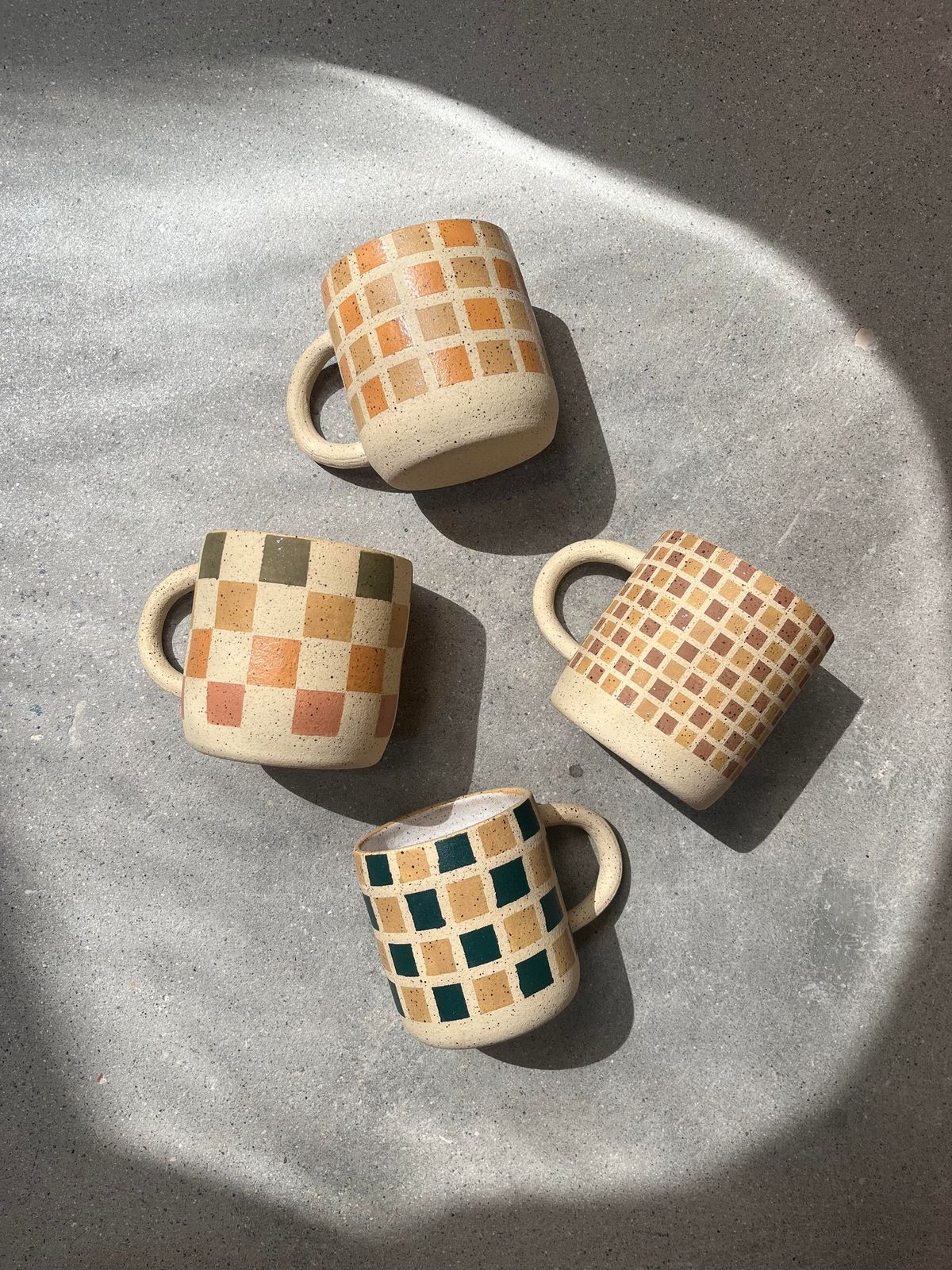 Paint your own Checker Mug Class