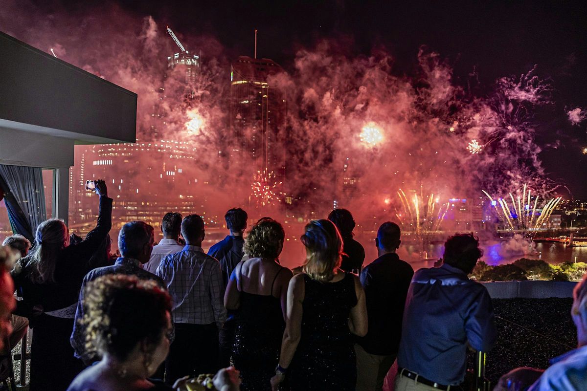 Rooftop New Year's Eve at Rydges South Bank