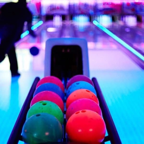 Edwardsburg Family Night at Strikes and Spares