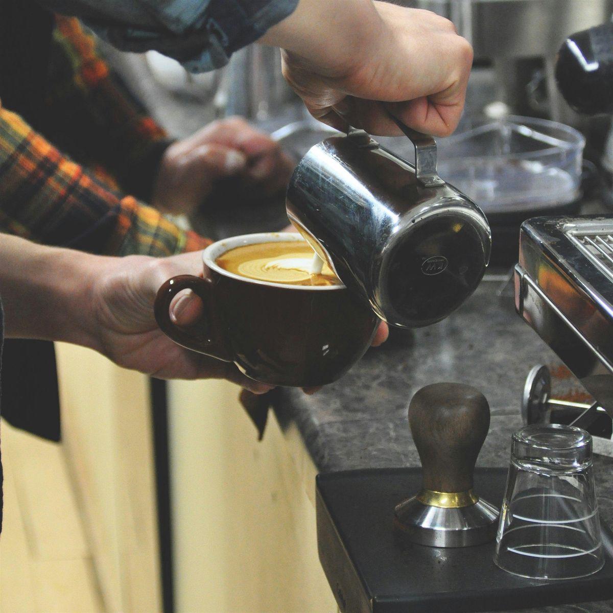 Latte Art: Learn to Pour