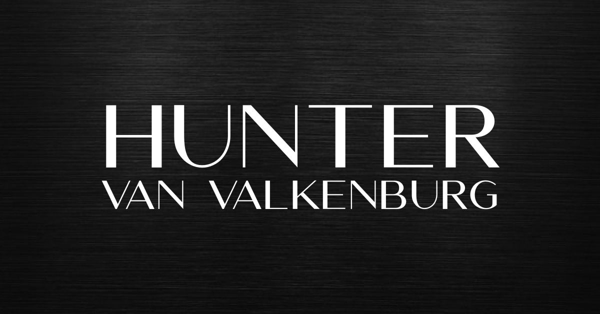 Piano Lounge with Hunter Van Valkenburg