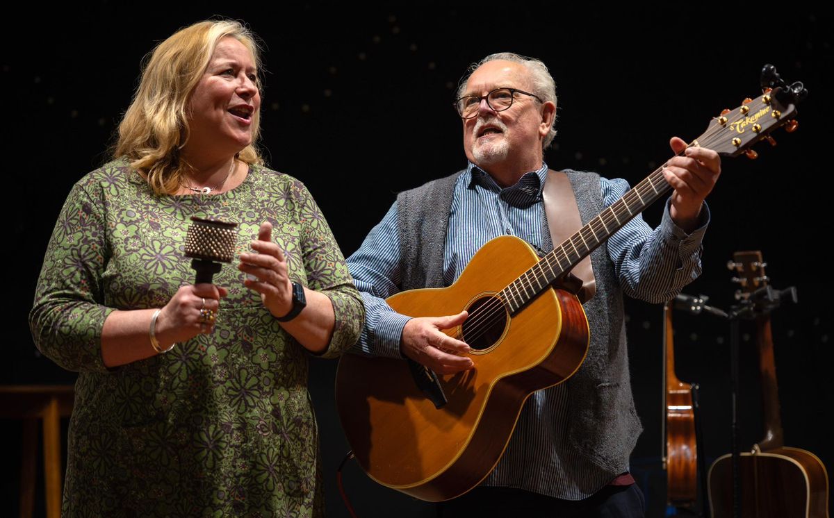 Sally Ironmonger & Brian Carter at Nether Edge Folk Club