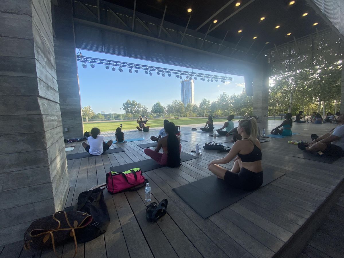 Dreamlite Yoga With NoLimitFitness - 288 & the beltway