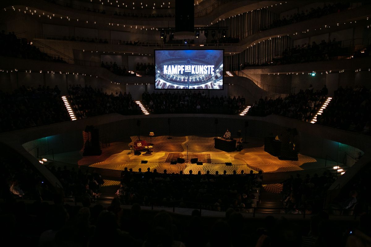 Best of Poetry Slam Day 2025: Legends \u2013 Elbphilharmonie