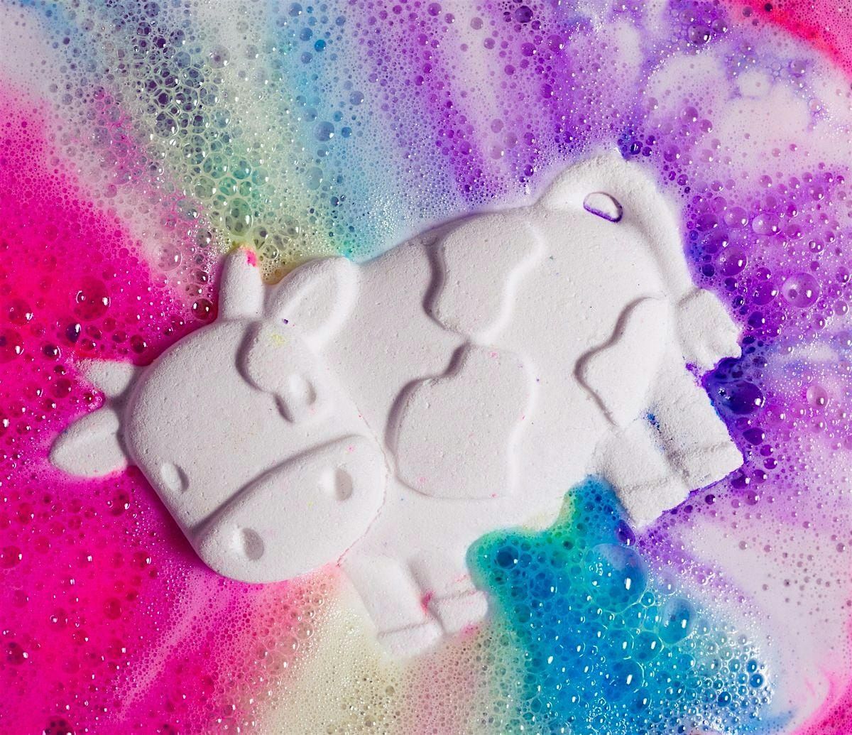 Planes en Barcelona: Taller de bomba de ba\u00f1o Toby's Magic Cow en Lush Illa