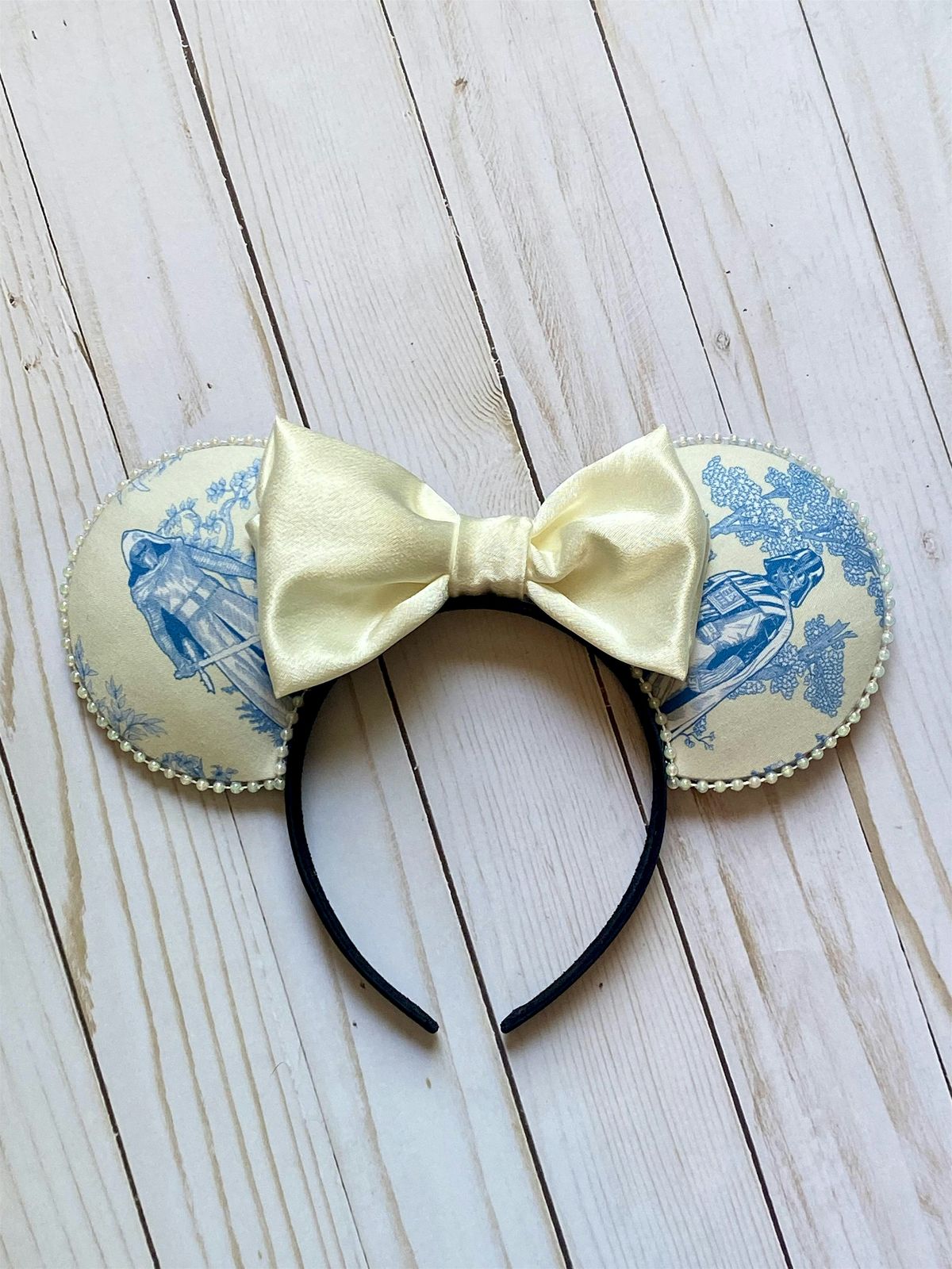 DIY Mouse Ears Craft Class!