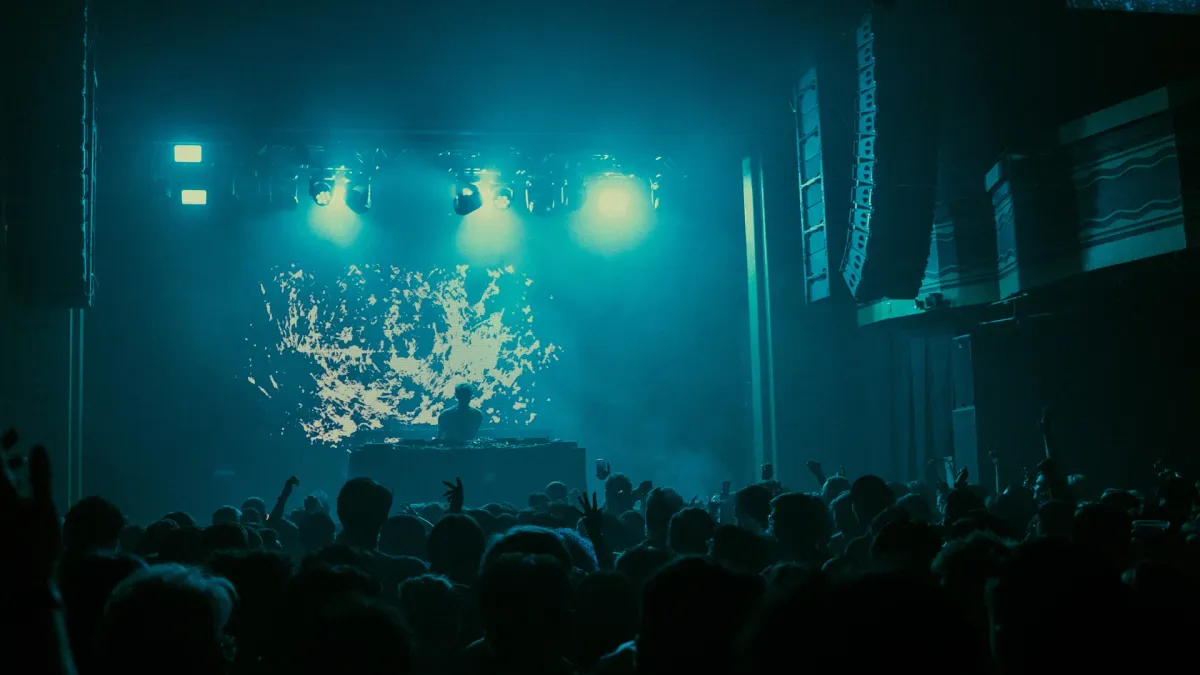 LYNY, Just A Gent in Seattle