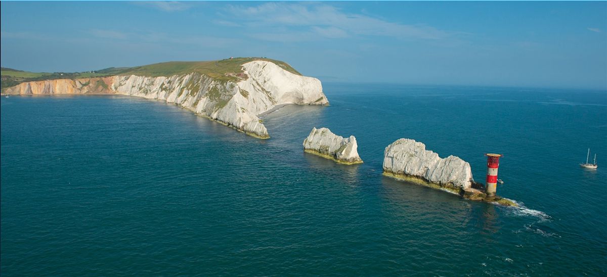 Coach Holiday from Sittingbourne to Easter on the Isle of Wight