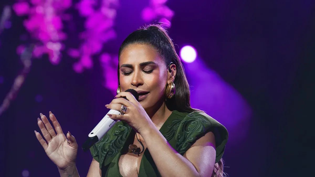 Simone Mendes in S\u00e3o Paulo