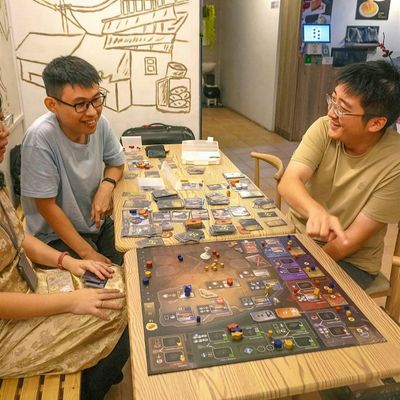 Yuu Xiang Dam Board Game Dessert Cafe