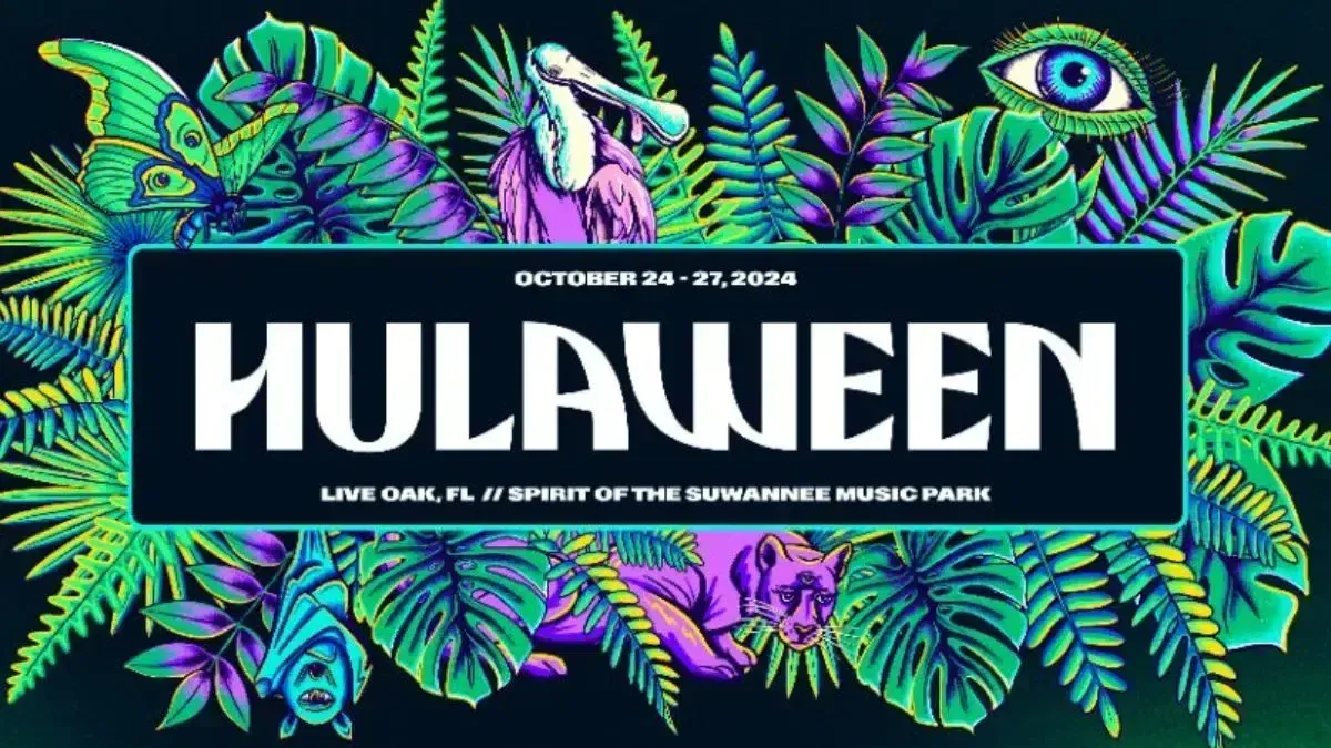 Suwannee Hulaween (Thursday Pass) with The String Cheese Incident