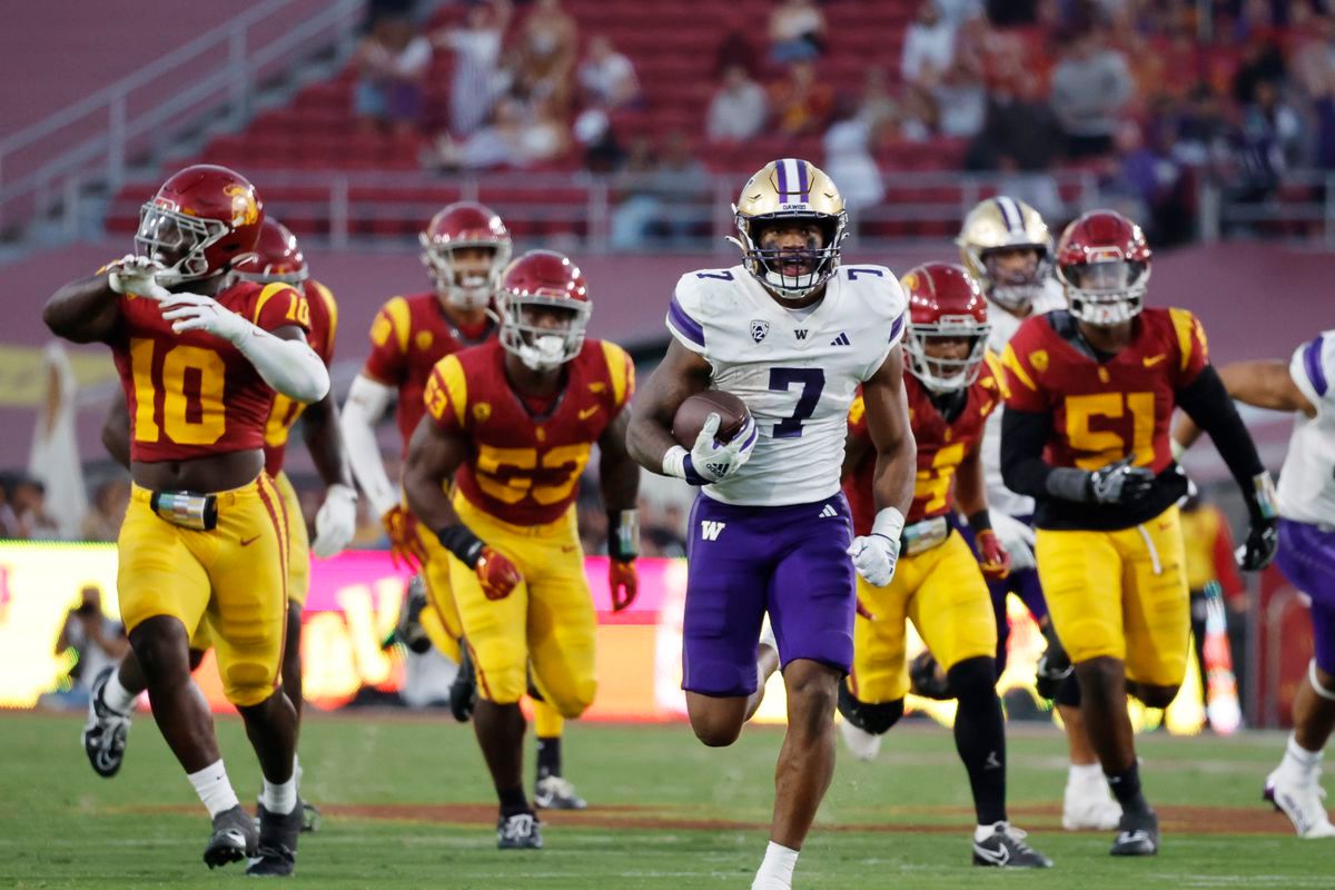 USC Trojans Women's Volleyball vs. Washington Huskies