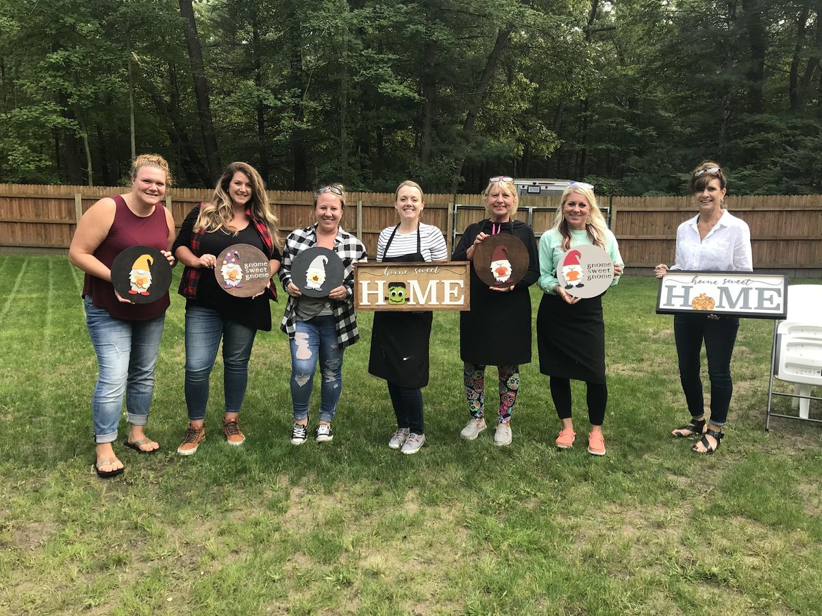 Interchangeable sign party at Rake Beer Project, Rake Beer Project