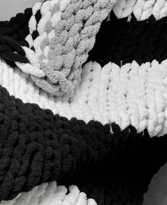 Striped Chunky Knit Blanket