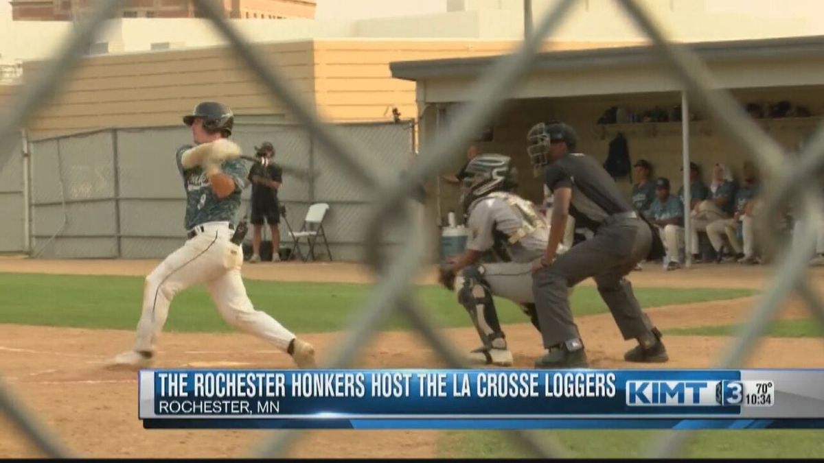 La Crosse Loggers at Rochester Honkers
