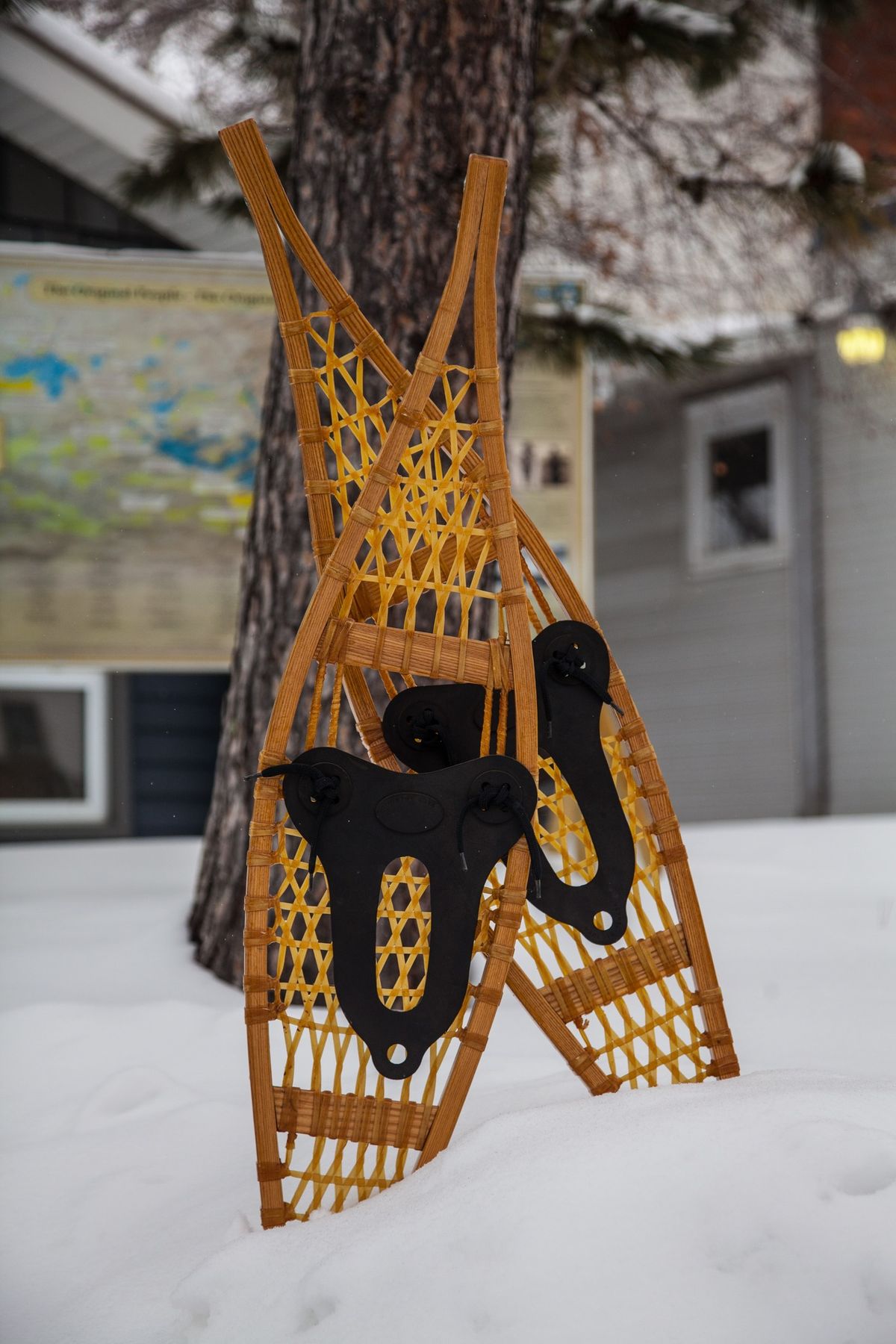 Traditional Ojibwe Snowshoe Lacing 