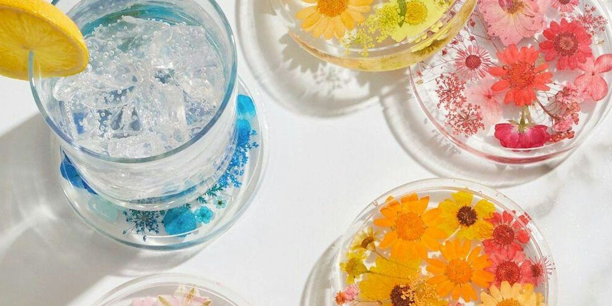 Flowers and Resin Coaster Workshop