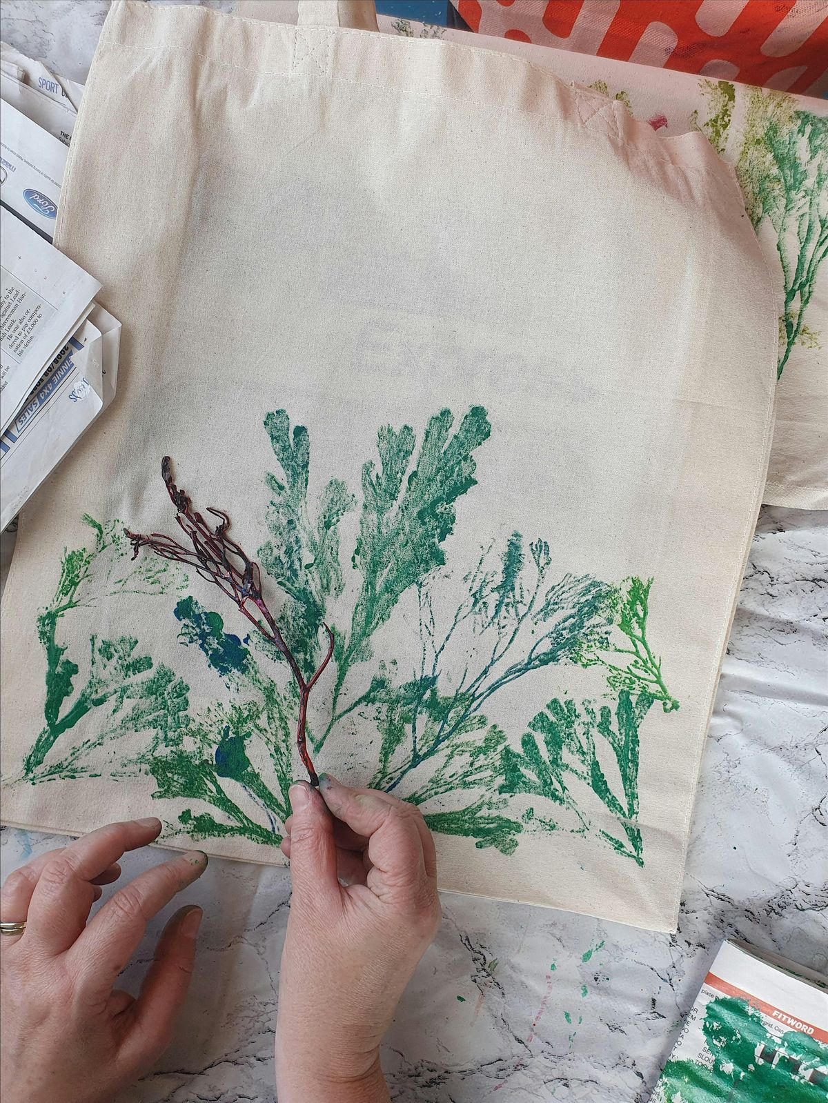 Seaweed printing on textiles