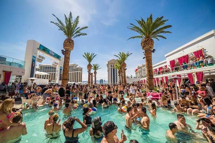 THE BEST POOL PARTY EXPERIENCE IN MIAMI LIKE IN VEGAS -SUMMER FOREVER 202