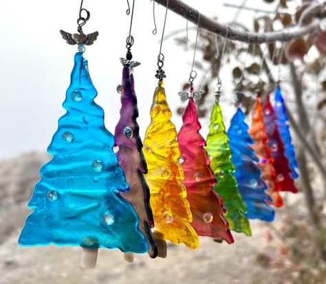 Make two 5" x 2" fused glass Christmas Trees on Saturday 16th November, 2024 10.30 - 12.30pm. 