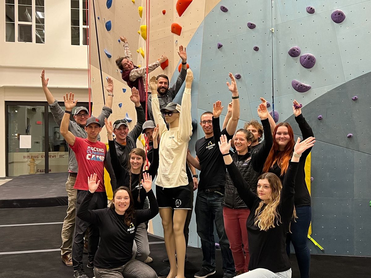 ASCEND Erie Belay Buddies Mixer