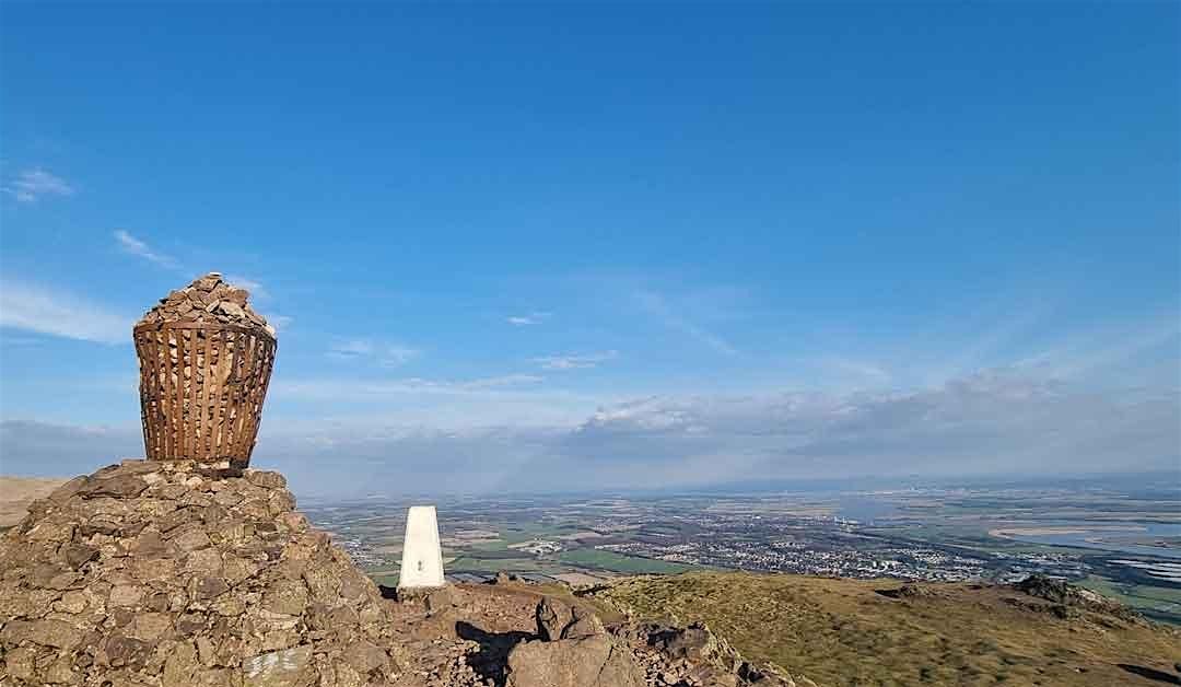 Dumyat Summit Hike