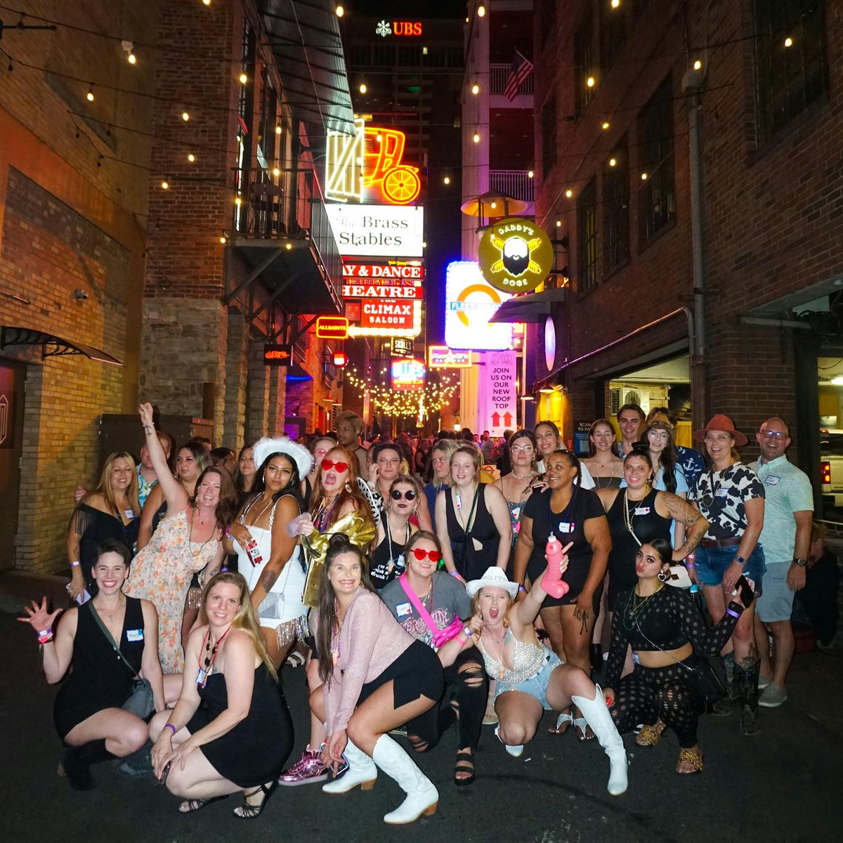 Nashville - VIP Bar & Club Crawl Party Tour