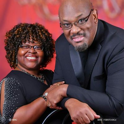 MJ Lloyd Relationship Coaches