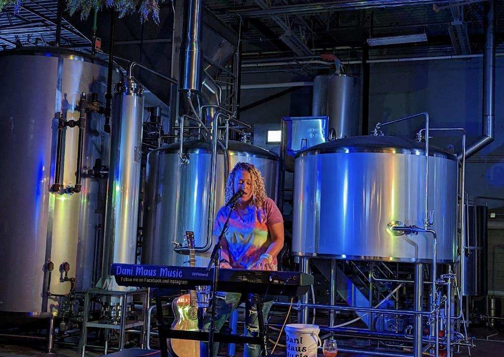 Dani Maus @ Badger State Brewing Company 