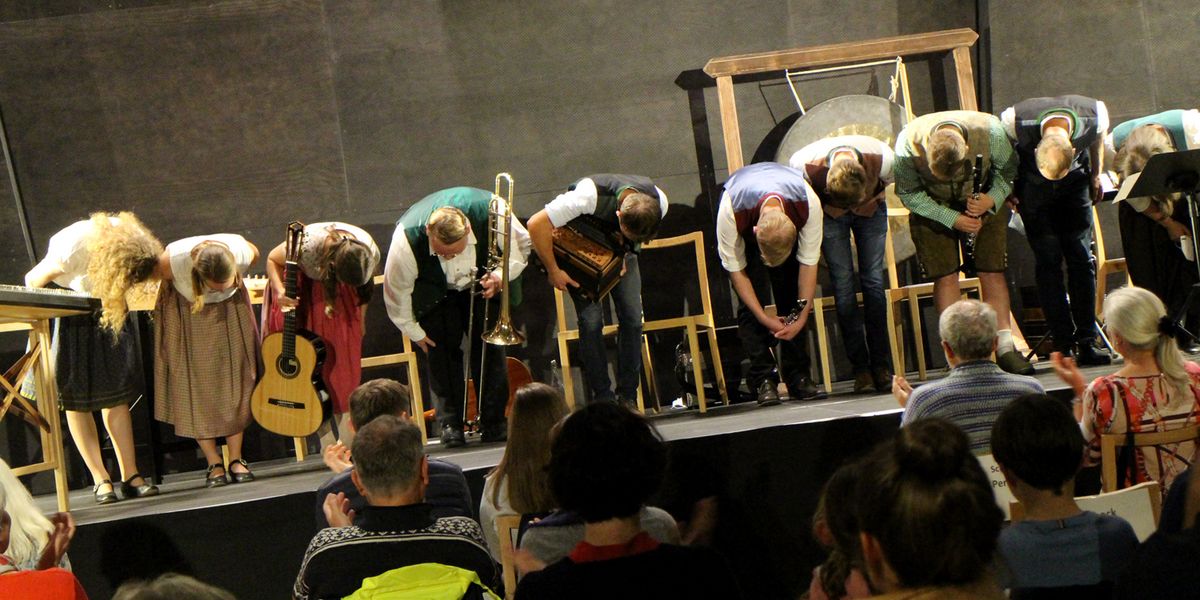 \u00bbD\u00b4 HOCHSCHUI SPIELT AUF!\u00ab \u2013 KONZERT DER VOLKSMUSIKSTUDENTEN DER MUSIKHOCHSCHULE M\u00dcNCHEN