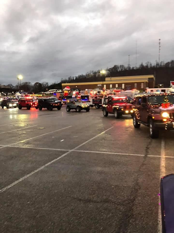 Somerset Ky Christmas Parade 2022 Chamber Of Commerce Christmas Parade With Lake Cumberland Jeep Peeps, 210  Barnett St, Somerset, 4 December 2021