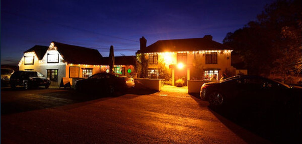 Christmas Lunch at Normans Bay Coach Trip from Sittingbourne