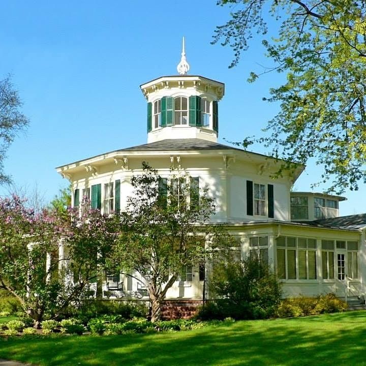 Self Guided Octagon House Museum Tour