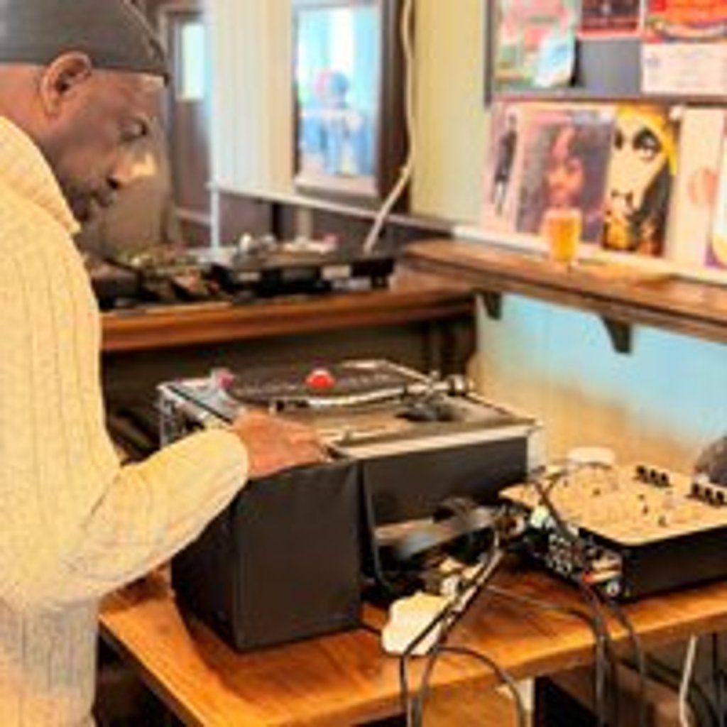 Vinyl Diggers 'Social'