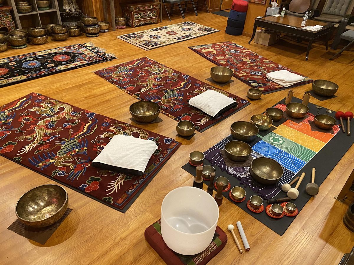 Traditional Sound Bath Meditation with Tibetan Singing Bowls & Gong