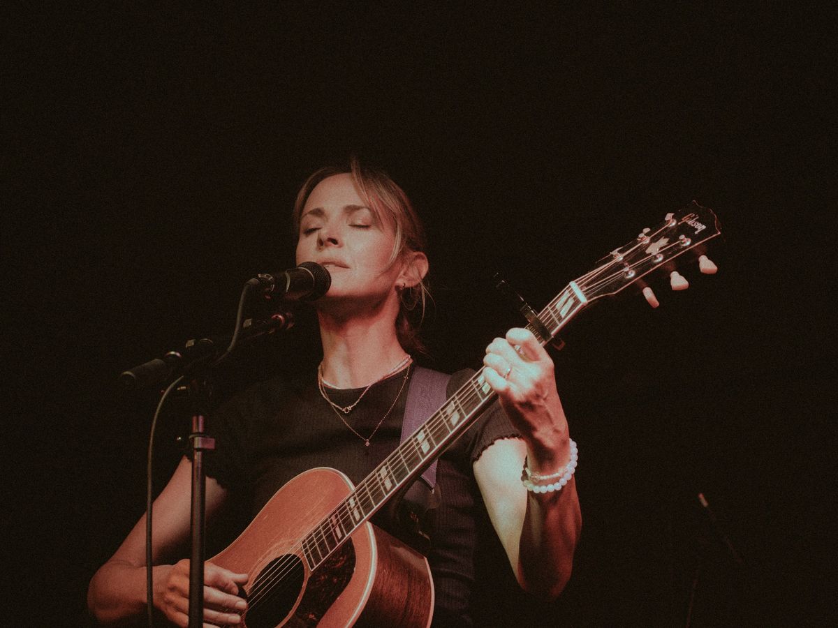 Gemma Hayes Solo