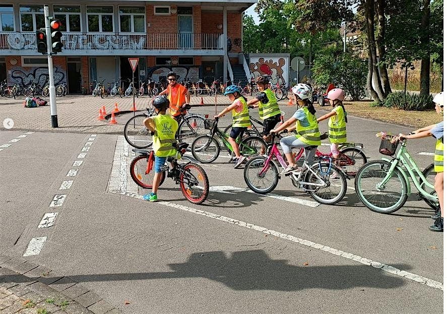 SOMMER 2024: Fahr(rad)schule "Sicher in die Schule!" | 1. FeWo