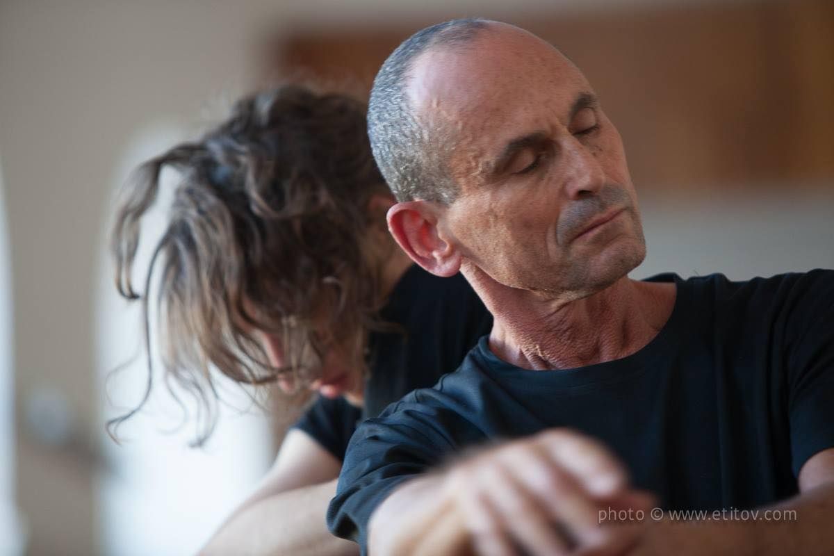 Contact Improvisation \u2013 a Generous Dialogue - with Arye Bursztyn