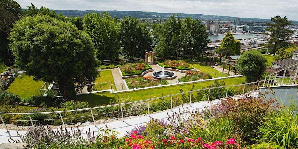 An Exclusive Summer Champagne Afternoon Picnic at The Montenotte